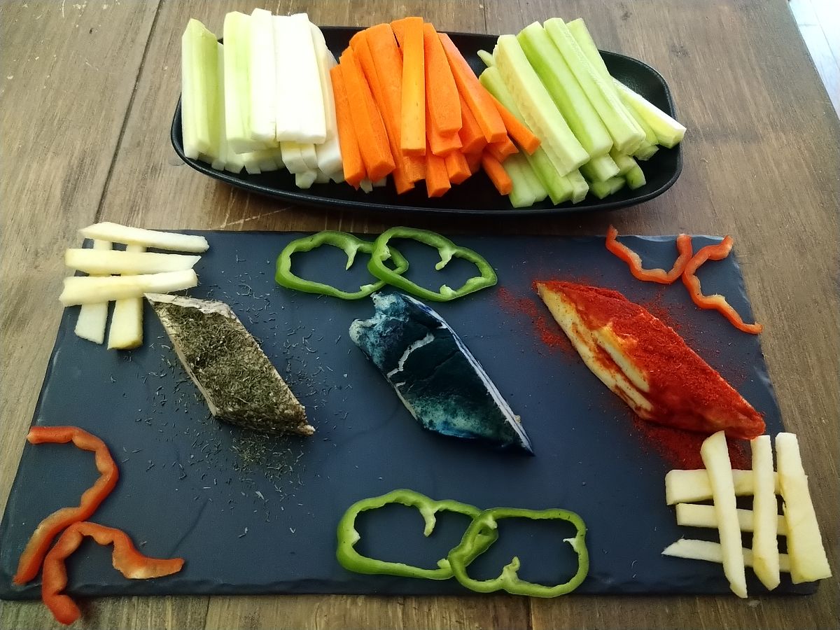 Tabla de quesos cudiveganos  con crudités